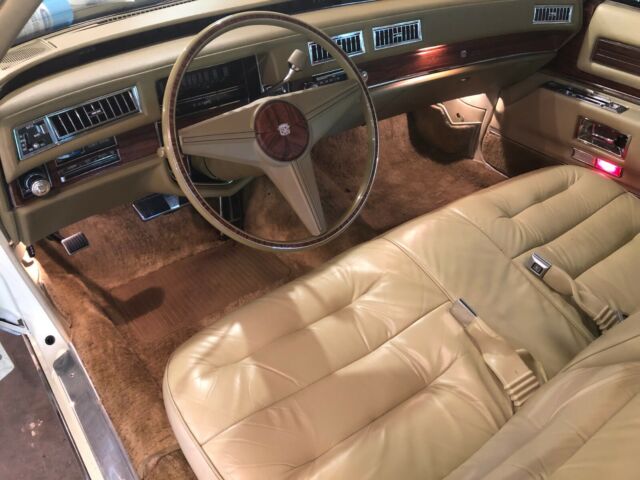 1976 Cadillac DeVille DeVille - photo 2