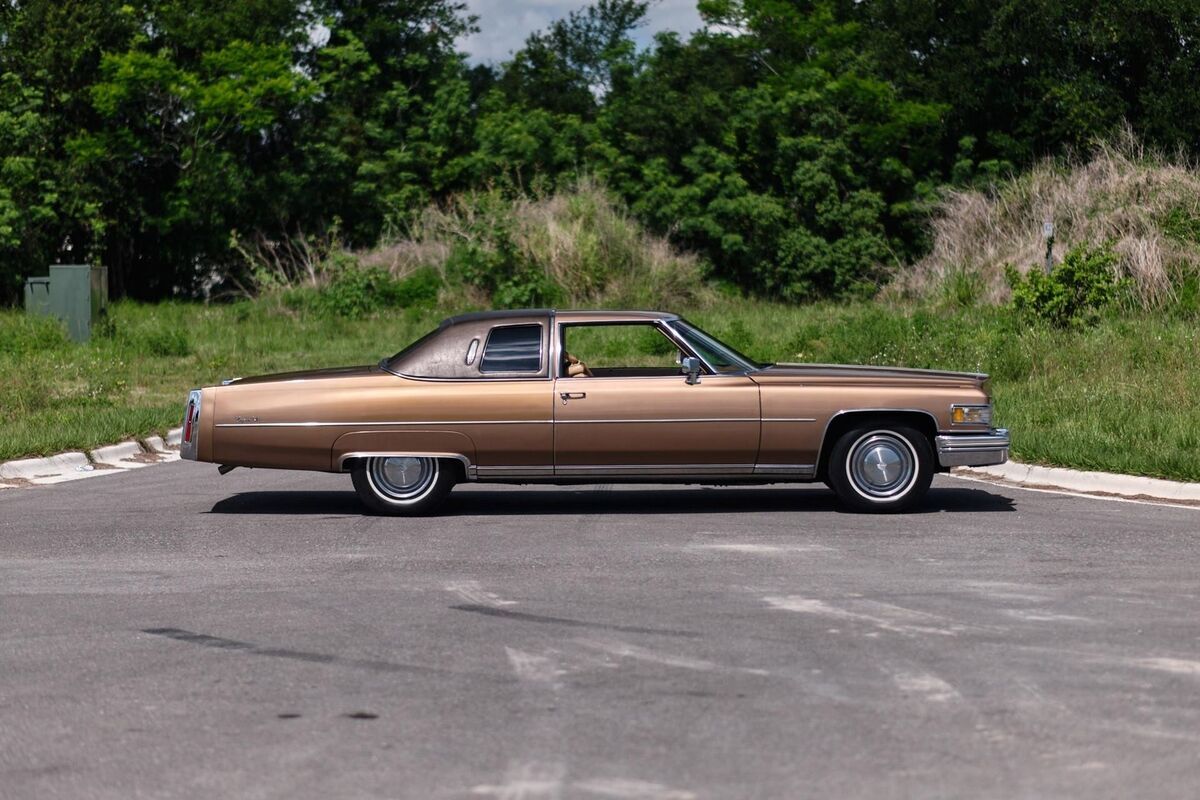 1976 Cadillac DeVille 2 Door with Only 50,720 Miles - photo 7