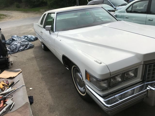 1976 Cadillac DeVille - photo 2