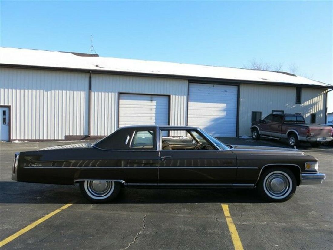 1976 Cadillac Coupe DeVille, 25k Miles - photo 12
