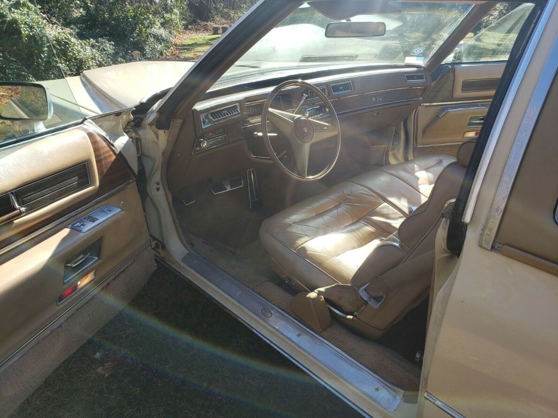 1976 Cadillac DeVille - photo 12