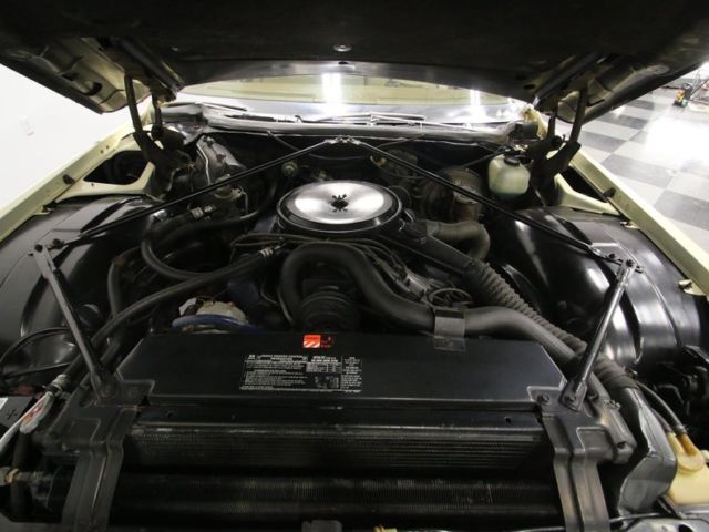 1976 Cadillac DeVille -- - photo 4