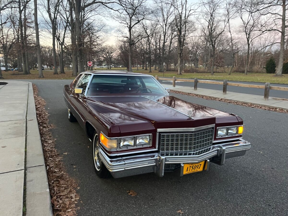 1976 Cadillac DeVille - photo 3