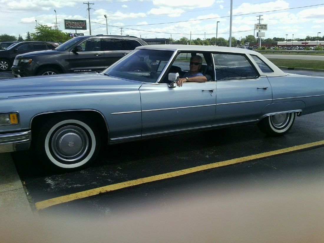1976 Cadillac DeVille - photo 2