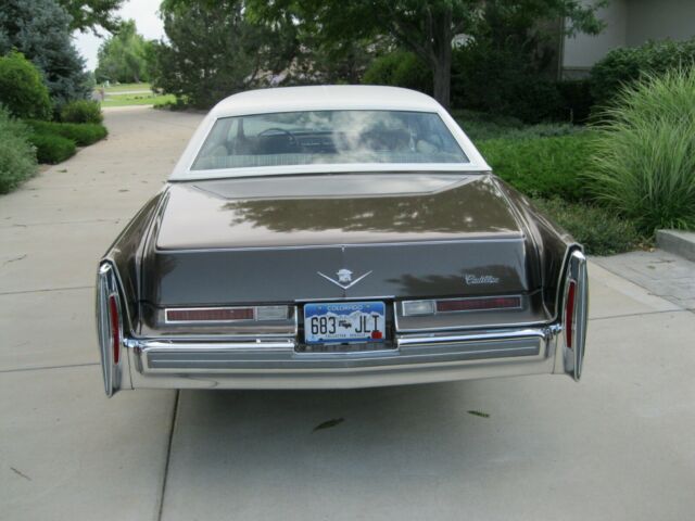 1976 Cadillac DeVille - photo 2