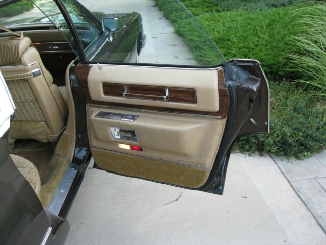 1976 Cadillac DeVille - photo 9