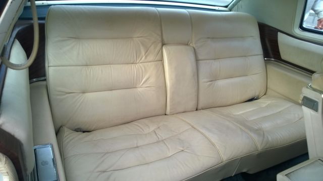 1976 Cadillac DeVille Base Coupe 2-Door - photo 10