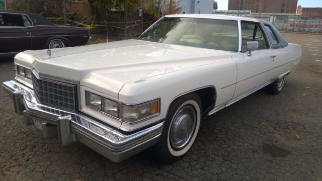 1976 Cadillac DeVille Base Coupe 2-Door - photo 6