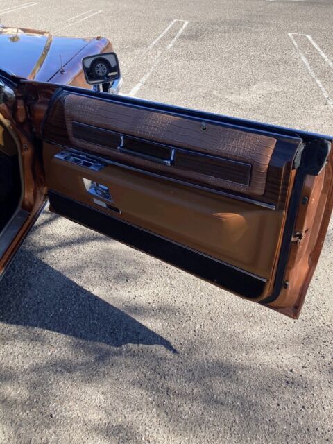 1976 Cadillac DeVille - photo 12