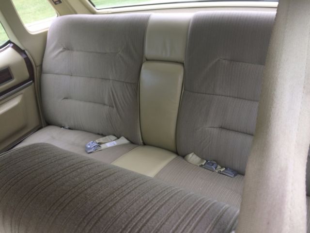 1976 Cadillac DeVille - photo 11