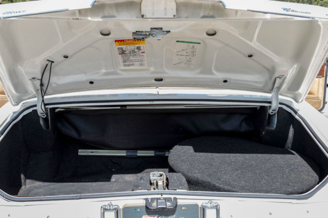 1976 Cadillac Eldorado Base Convertible 2-Door - photo 13