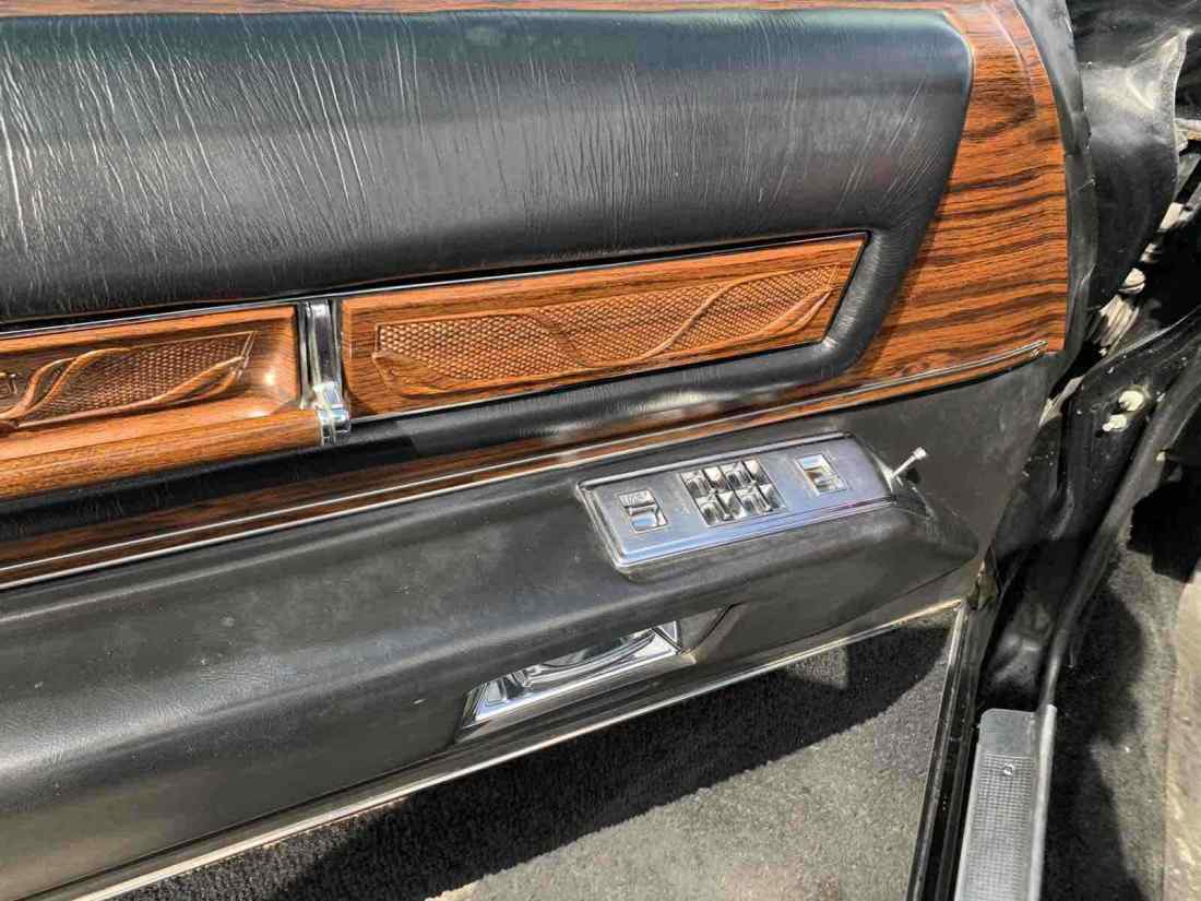 1976 Cadillac Eldorado Convertible - photo 10