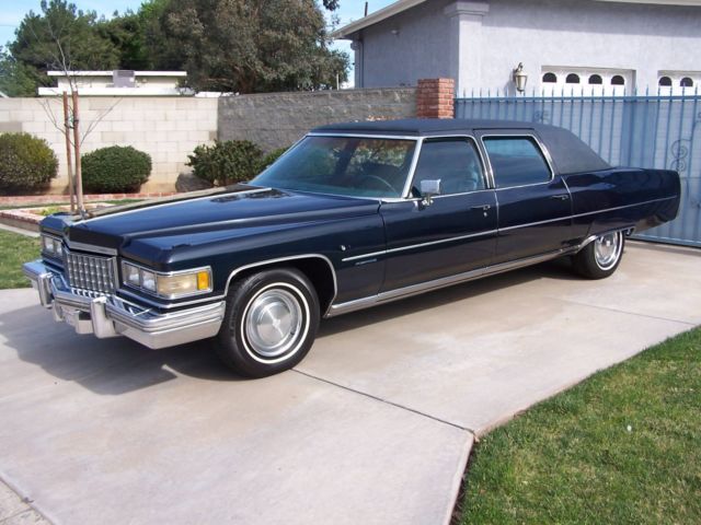 1976 Cadillac Fleetwood 75 9-Passenger Sedan Limo Limousine 1976 Cadillac Fleetwood Series 75