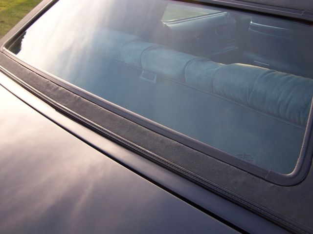 1976 Cadillac Fleetwood Series 75 - photo 11