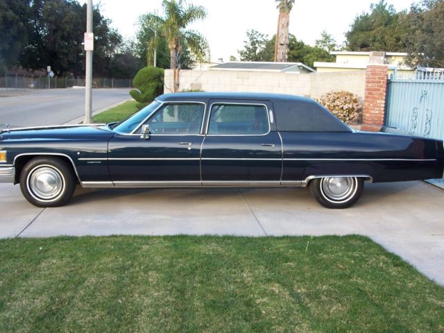 1976 Cadillac Fleetwood Series 75 - photo 2