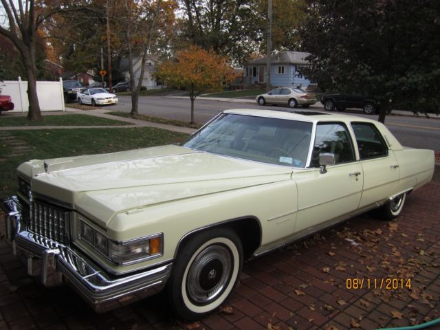 1976 Cadillac Fleetwood Brougham - photo 10