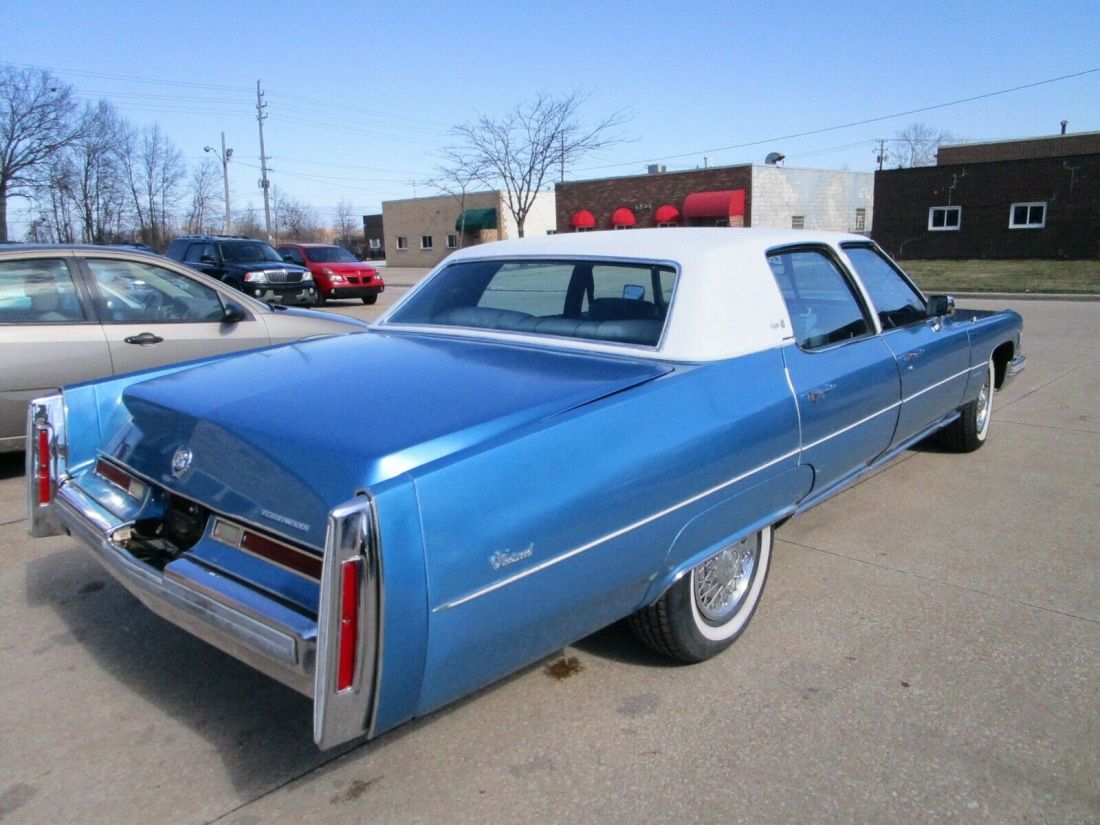 1976 Cadillac Fleetwood NO RESERVE AUCTION - LAST HIGHEST BIDDER WINS CAR! - photo 10