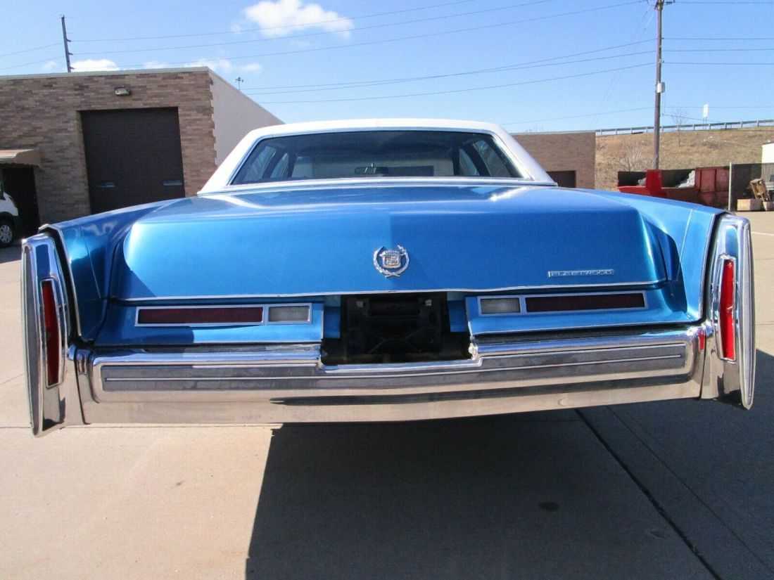 1976 Cadillac Fleetwood NO RESERVE AUCTION - LAST HIGHEST BIDDER WINS CAR! - photo 12