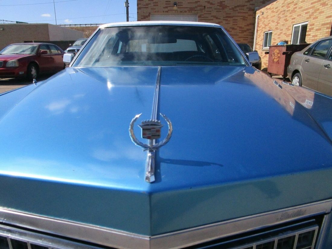 1976 Cadillac Fleetwood NO RESERVE AUCTION - LAST HIGHEST BIDDER WINS CAR! - photo 5