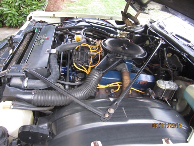 1976 Cadillac Fleetwood Brougham - photo 9