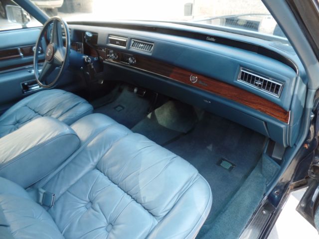 1976 Cadillac Fleetwood Brougham - photo 13