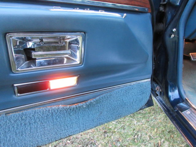 1976 Cadillac Fleetwood - photo 12