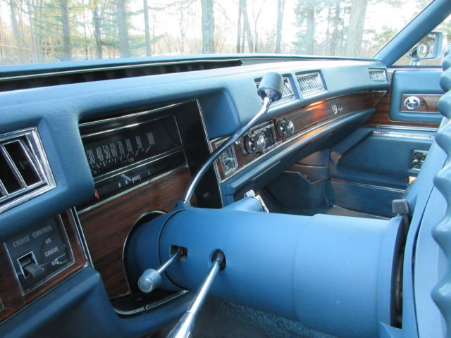 1976 Cadillac Fleetwood - photo 13