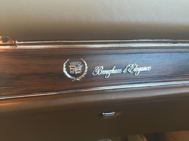 1976 Cadillac Fleetwood Brougham D'Elegance - photo 12