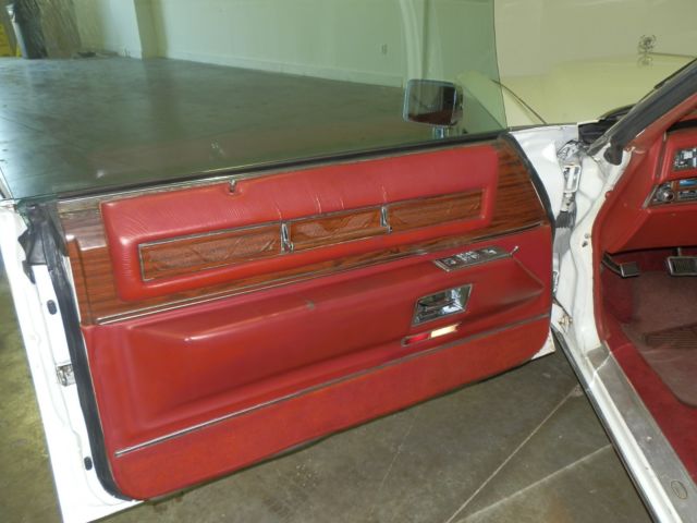 1976 Cadillac Eldorado Fleetwood Convertable - photo 9