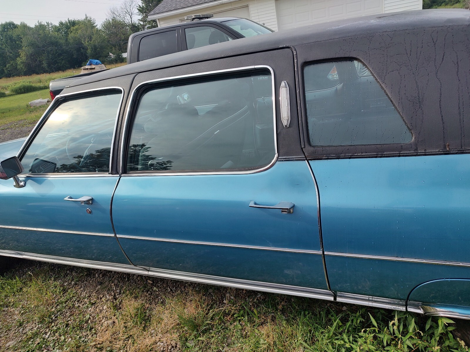 1976 Cadillac Fleetwood Chrome - photo 2