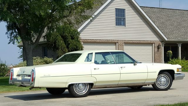 1976 Cadillac DeVille - photo 2