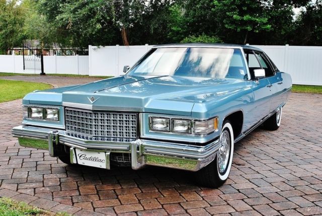 1976 Cadillac DeVille 24k Acutal Miles Fully Loaded - photo 11