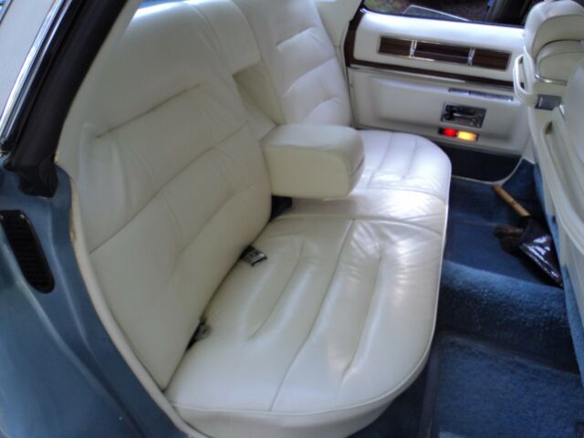 1976 Cadillac DeVille Hardtop - photo 13