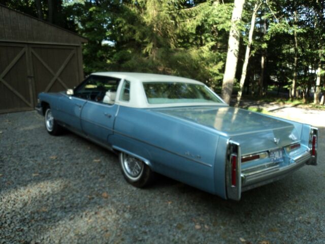 1976 Cadillac DeVille Hardtop - photo 4