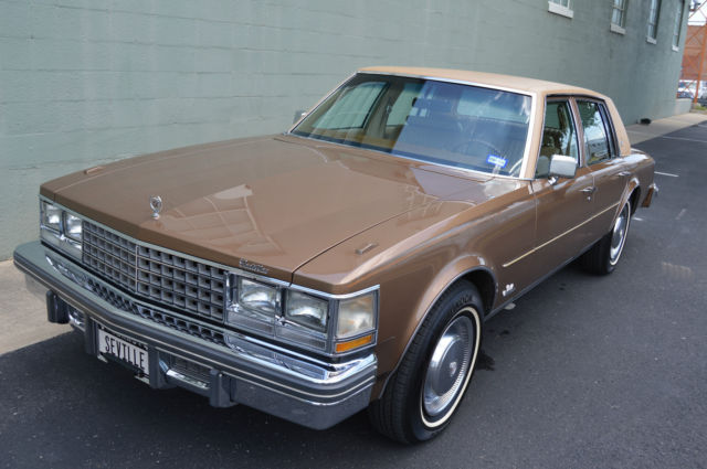 1976 Cadillac Seville - photo 2