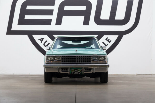 1976 Cadillac Seville 4dr Sedan - photo 5