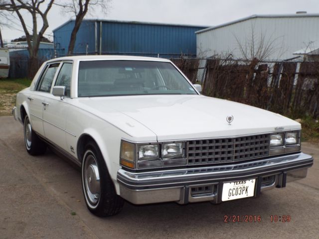 1976 Cadillac Seville - photo 2