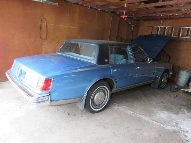 1976 Cadillac Seville - photo 2