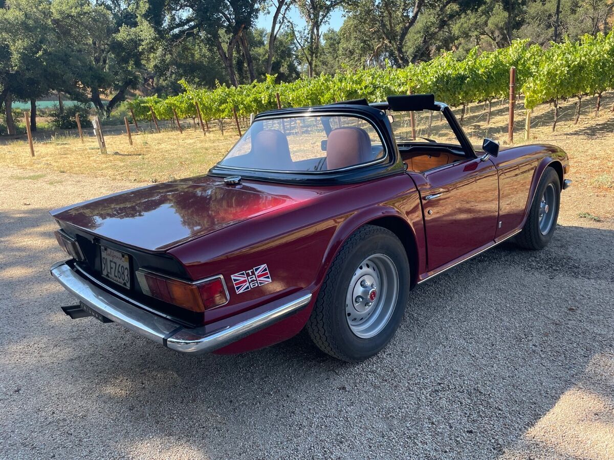 1976 Triumph TR-6 Convertible - photo 2