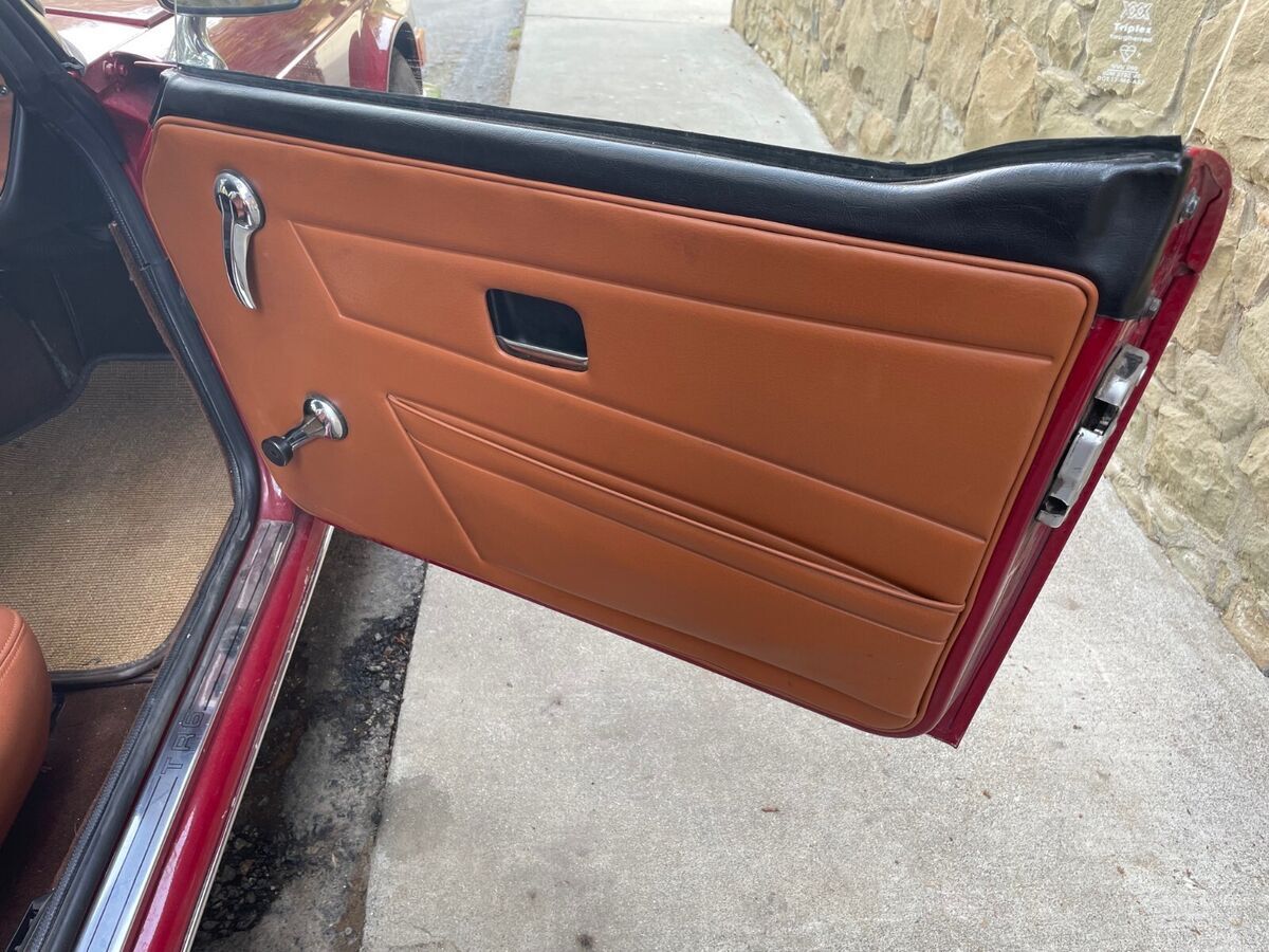 1976 Triumph TR-6 Convertible - photo 8