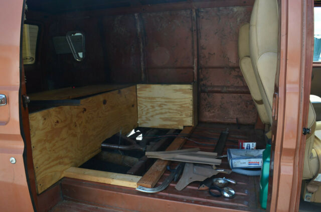 1976 Ford E-Series Van e_150 - photo 10