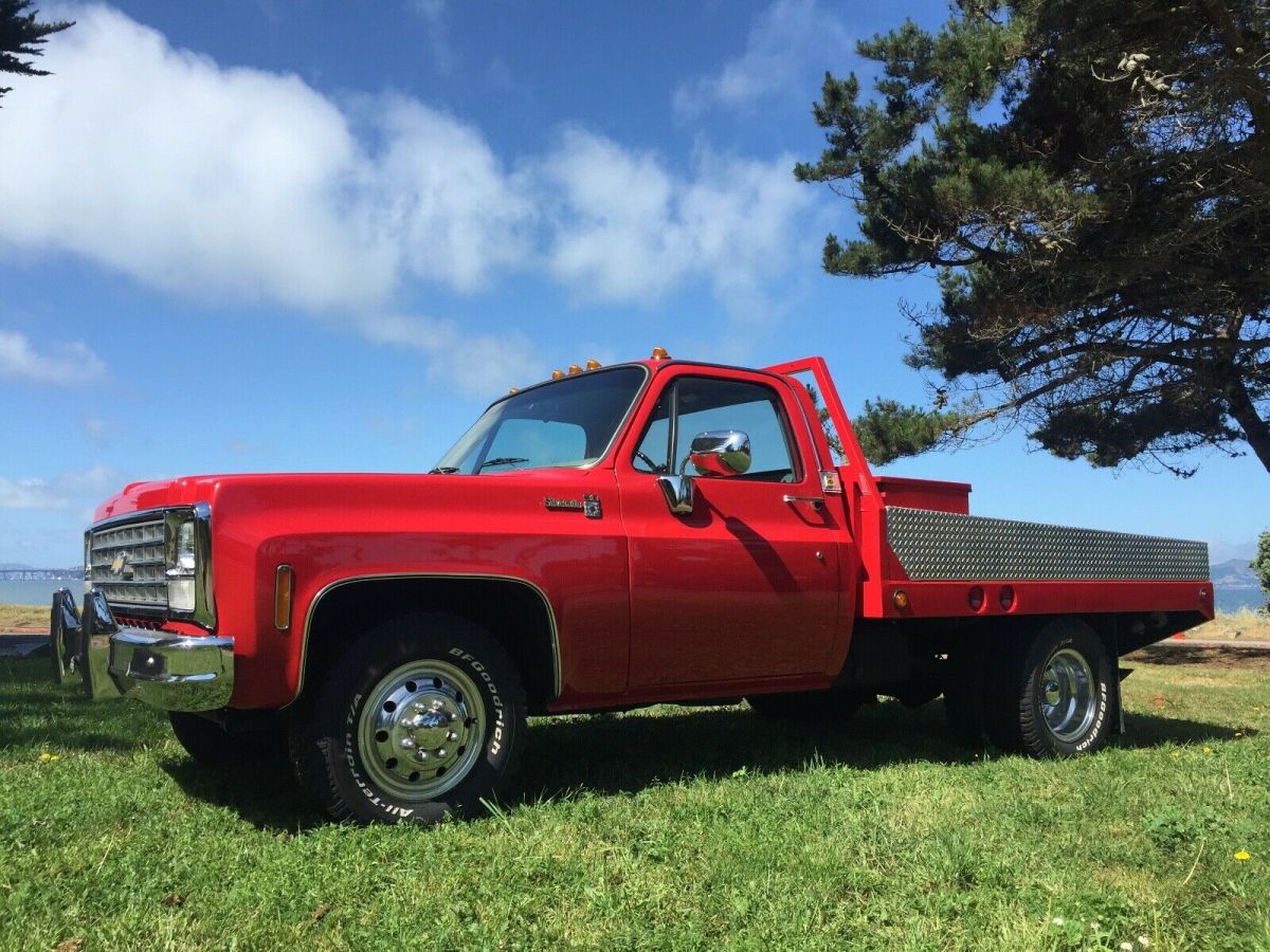 1976 Chevrolet C30 - photo 7