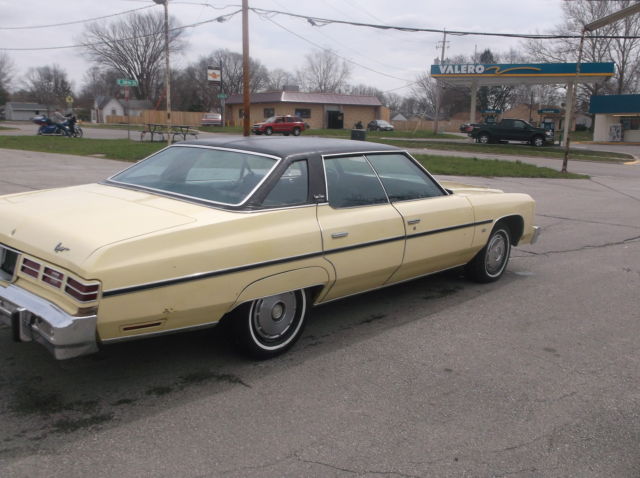 1976 Chevrolet Caprice Classic Sport Sedan 4-Door - photo 3