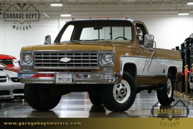 1976 Chevrolet Cheyenne Camper Special Gold & White Pickup Truck 350 V8 30261 Mi 1976 Chevrolet Cheyenne Camper Special
