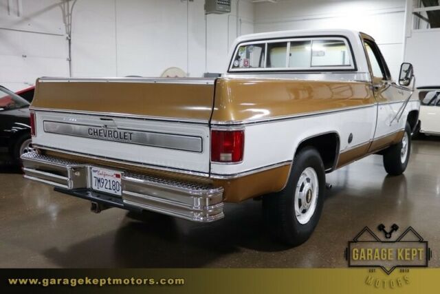 1976 Chevrolet Cheyenne Camper Special - photo 8