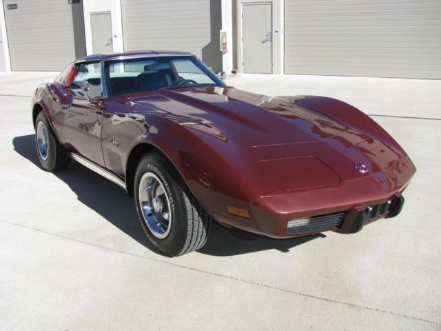 1976 CHEVROLET CORVETTE - 44k actual miles - Bloomington Gold - NCRS Top Flight! 1976 Chevrolet Corvette NCRS Top Flight - Bloomington Gold - 44k Miles!