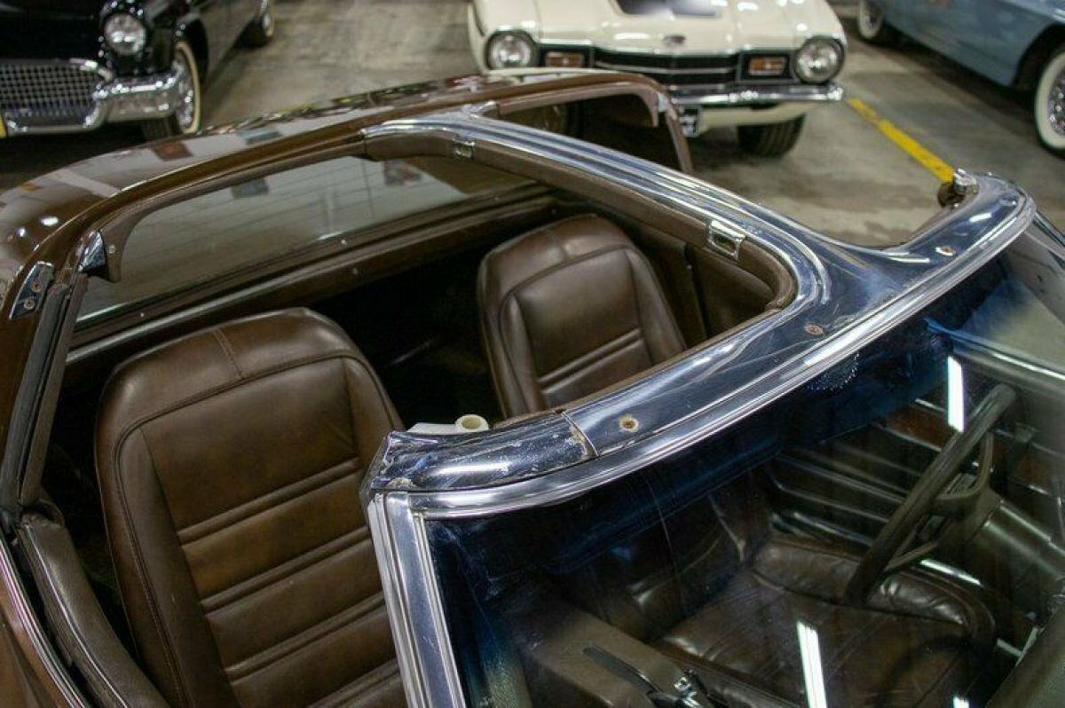 1976 Chevrolet Corvette - photo 10