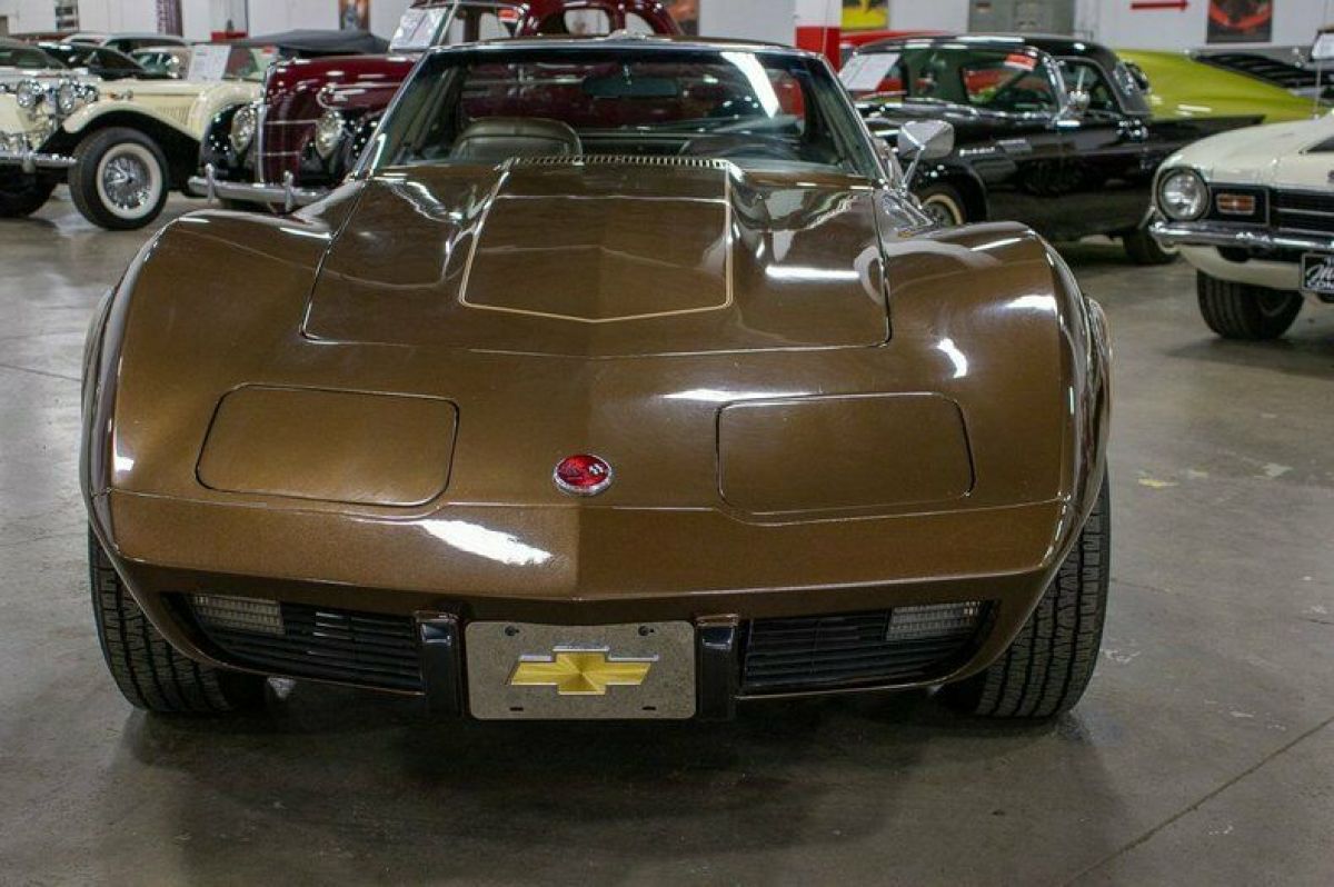1976 Chevrolet Corvette - photo 8