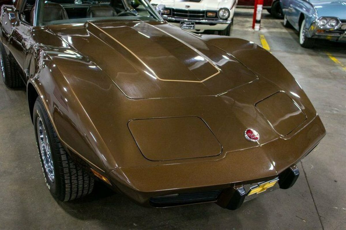 1976 Chevrolet Corvette - photo 9