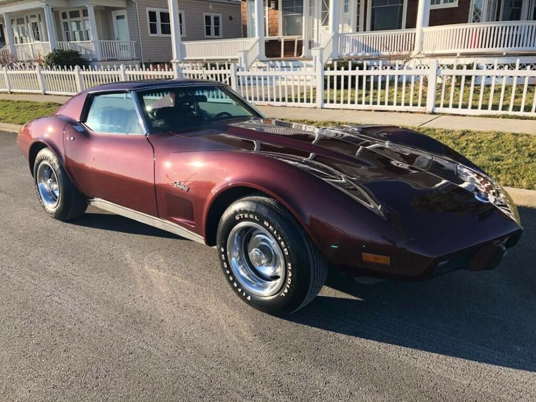1976 Chevrolet Corvette - photo 2